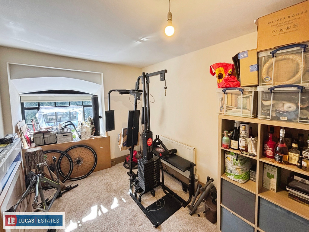 2 bed ground floor maisonette for sale in Winding Wheel Lane, Penallta, CF82  - Property Image 16