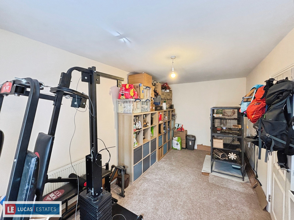 2 bed ground floor maisonette for sale in Winding Wheel Lane, Penallta, CF82  - Property Image 17
