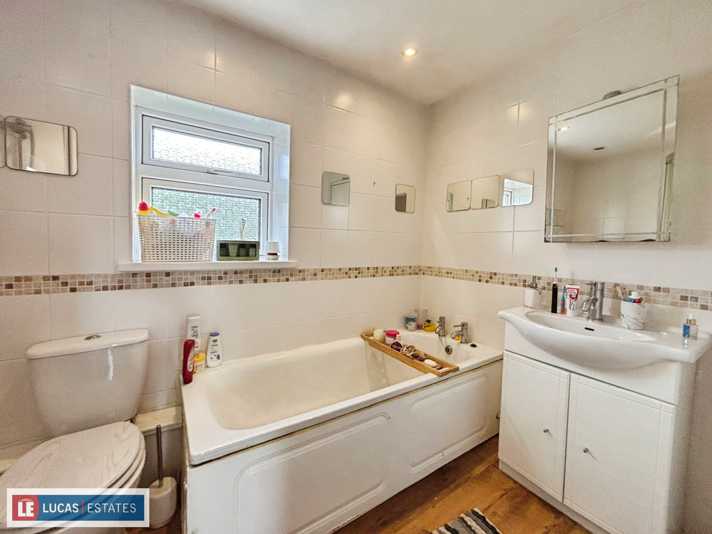 3 bed semi-detached house for sale in Heol Derw, Hengoed  - Property Image 11