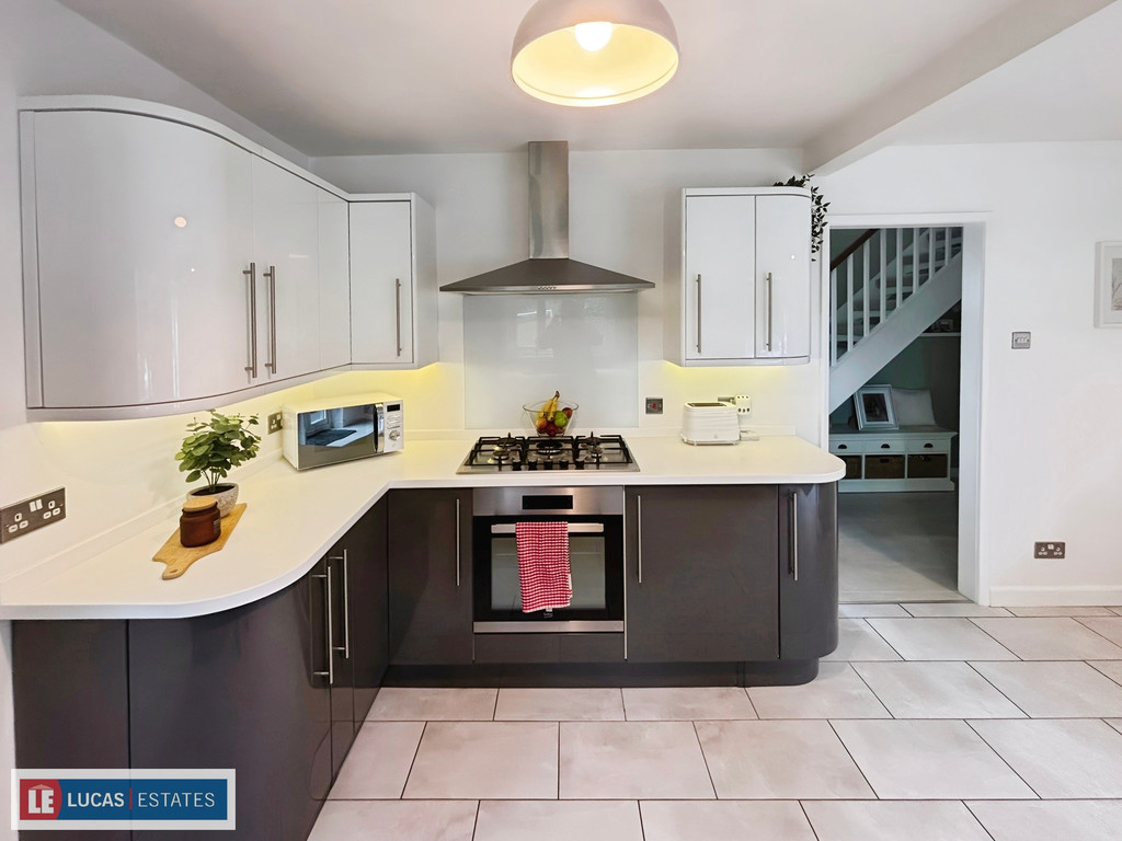 4 bed detached house for sale in Denleigh Close, Bargoed  - Property Image 4