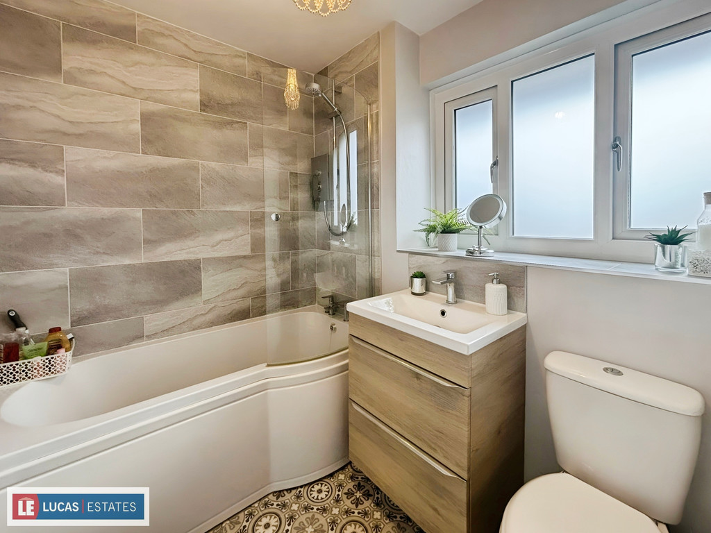 4 bed detached house for sale in Denleigh Close, Bargoed  - Property Image 24