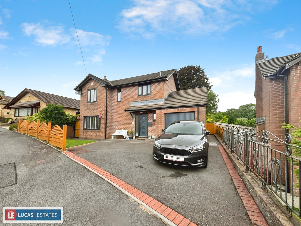 4 bed detached house for sale in Denleigh Close, Bargoed