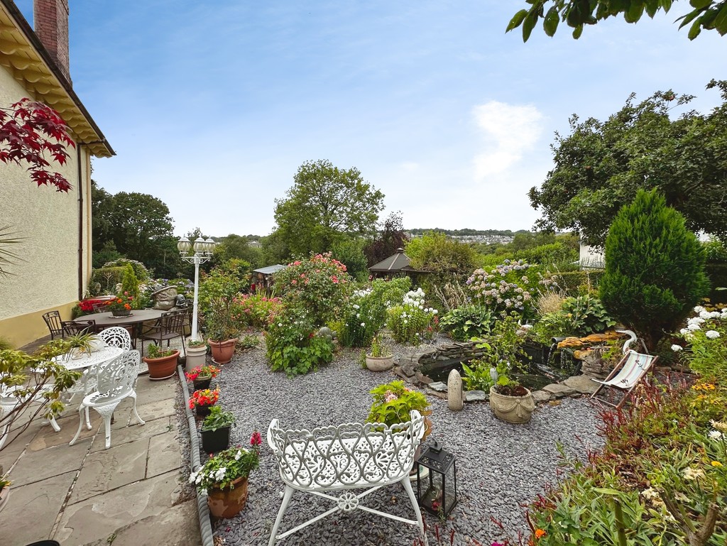 8 bed detached house for sale in Britania Villas, Blackwood  - Property Image 18