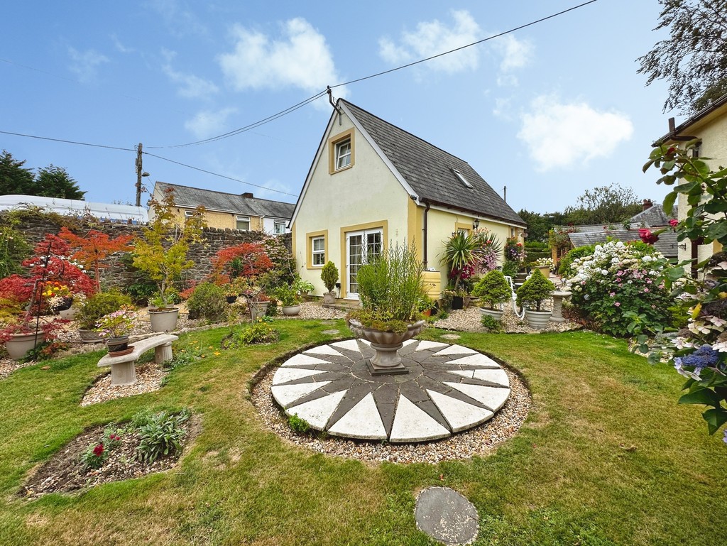 8 bed detached house for sale in Britania Villas, Blackwood  - Property Image 21