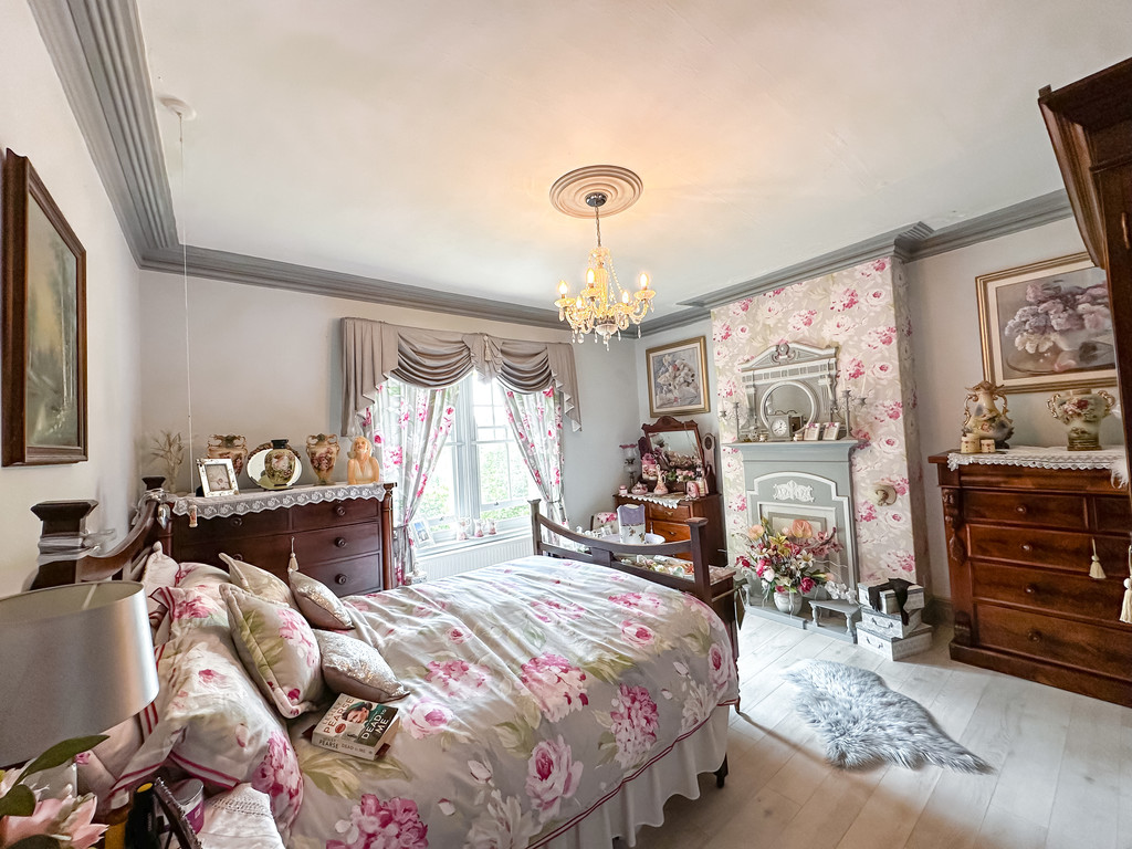 8 bed detached house for sale in Britania Villas, Blackwood  - Property Image 14