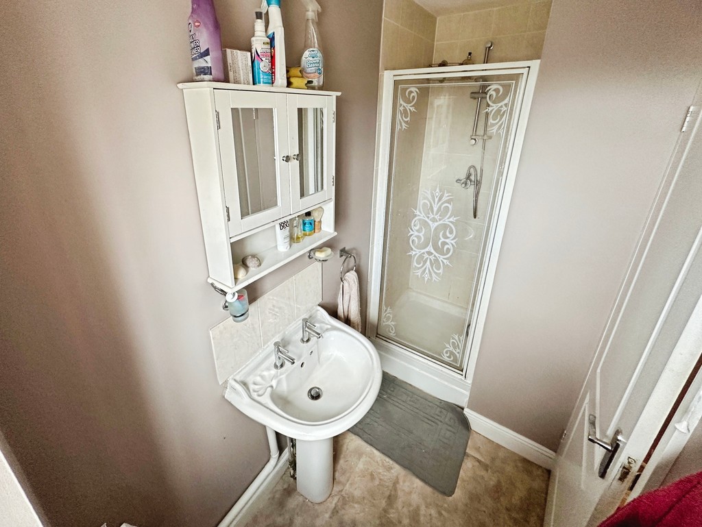 3 bed detached house for sale in Cae Ffynnon, Penybryn, Hengoed - Property Image 10
