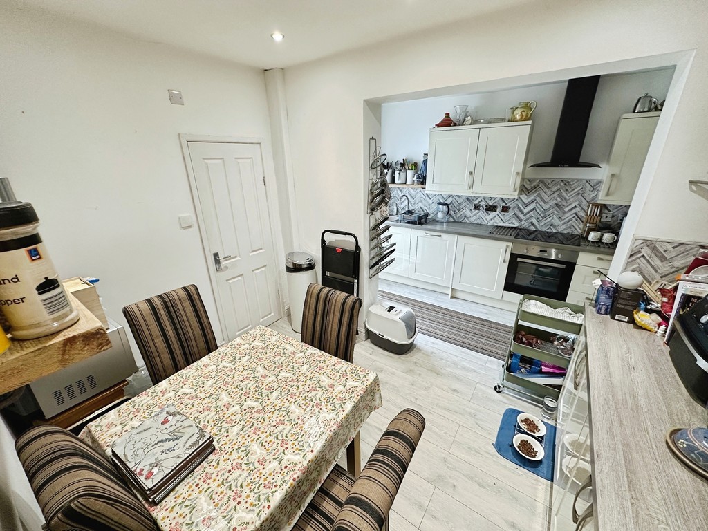 2 bed terraced house for sale in Church Terrace, New Tredegar - Property Image 6