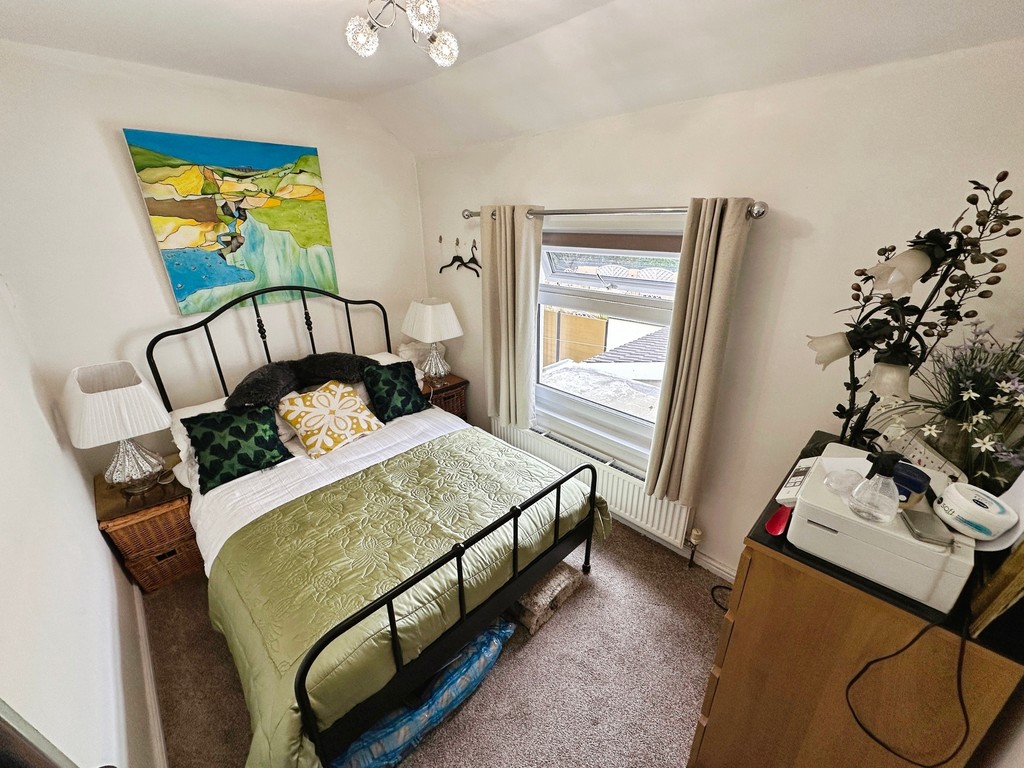 2 bed terraced house for sale in Church Terrace, New Tredegar - Property Image 11