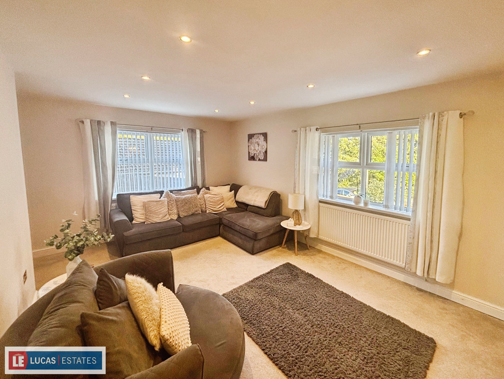 3 bed detached bungalow for sale in Heol Fargoed, Bargoed  - Property Image 8