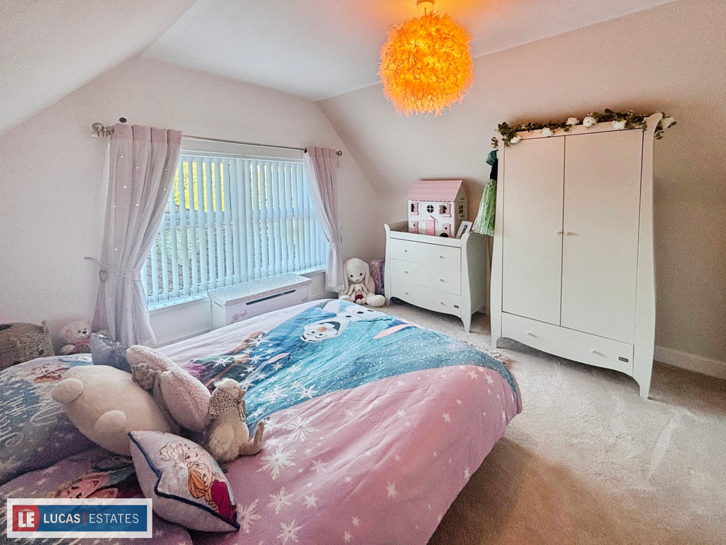 3 bed detached bungalow for sale in Heol Fargoed, Bargoed  - Property Image 37
