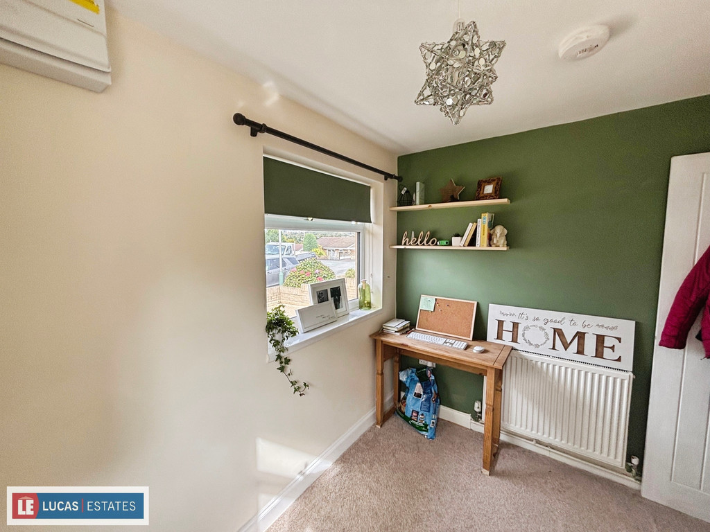 2 bed semi-detached bungalow for sale in Lon-y-celyn, Nelson, Treharris  - Property Image 16