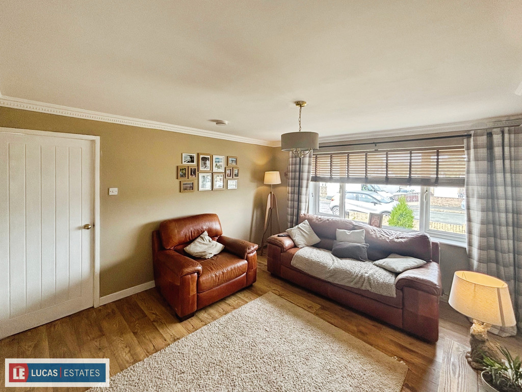 2 bed semi-detached bungalow for sale in Lon-y-celyn, Nelson, Treharris  - Property Image 6
