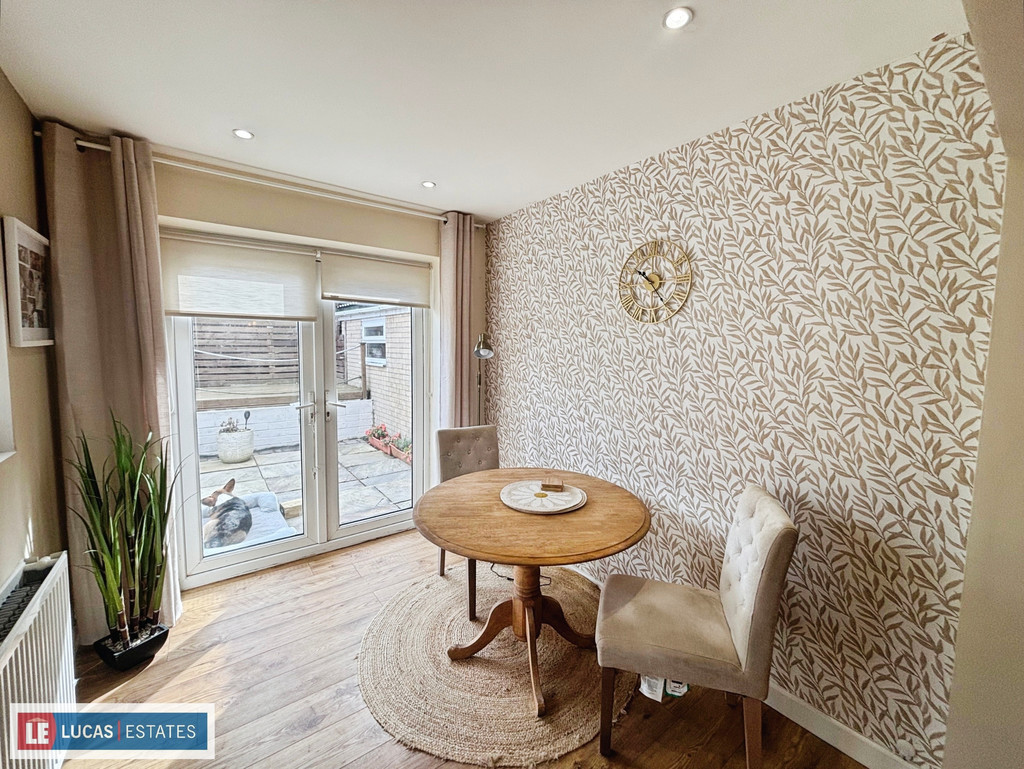 2 bed semi-detached bungalow for sale in Lon-y-celyn, Nelson, Treharris  - Property Image 12
