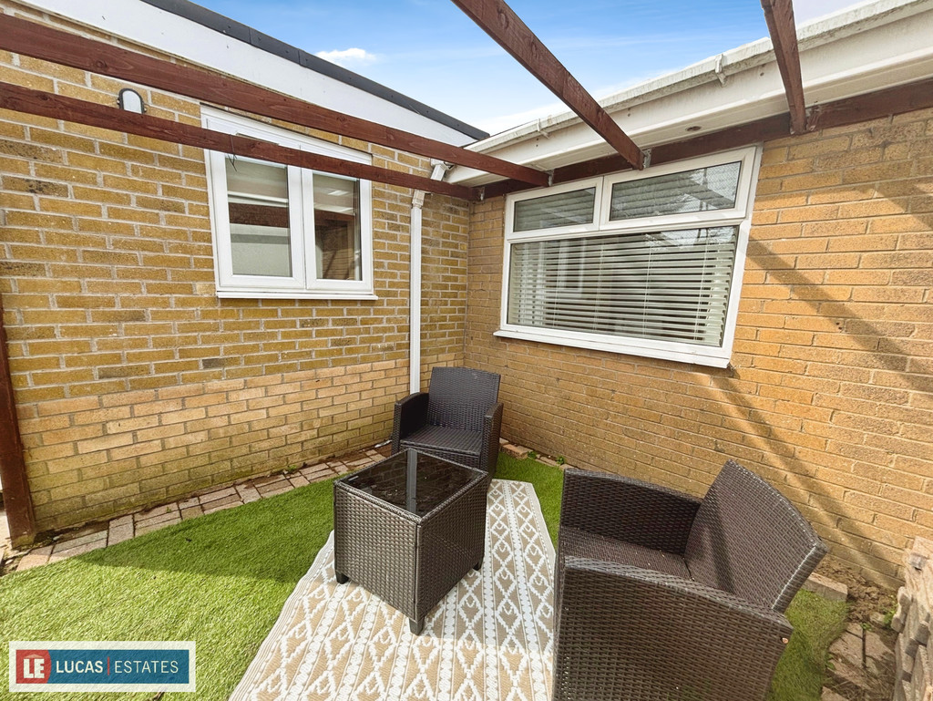 2 bed semi-detached bungalow for sale in Lon-y-celyn, Nelson, Treharris  - Property Image 25