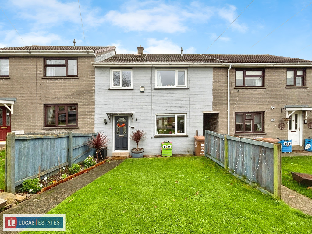 3 bed terraced house for sale in Ty Llwyd Walk, Aberbargoed