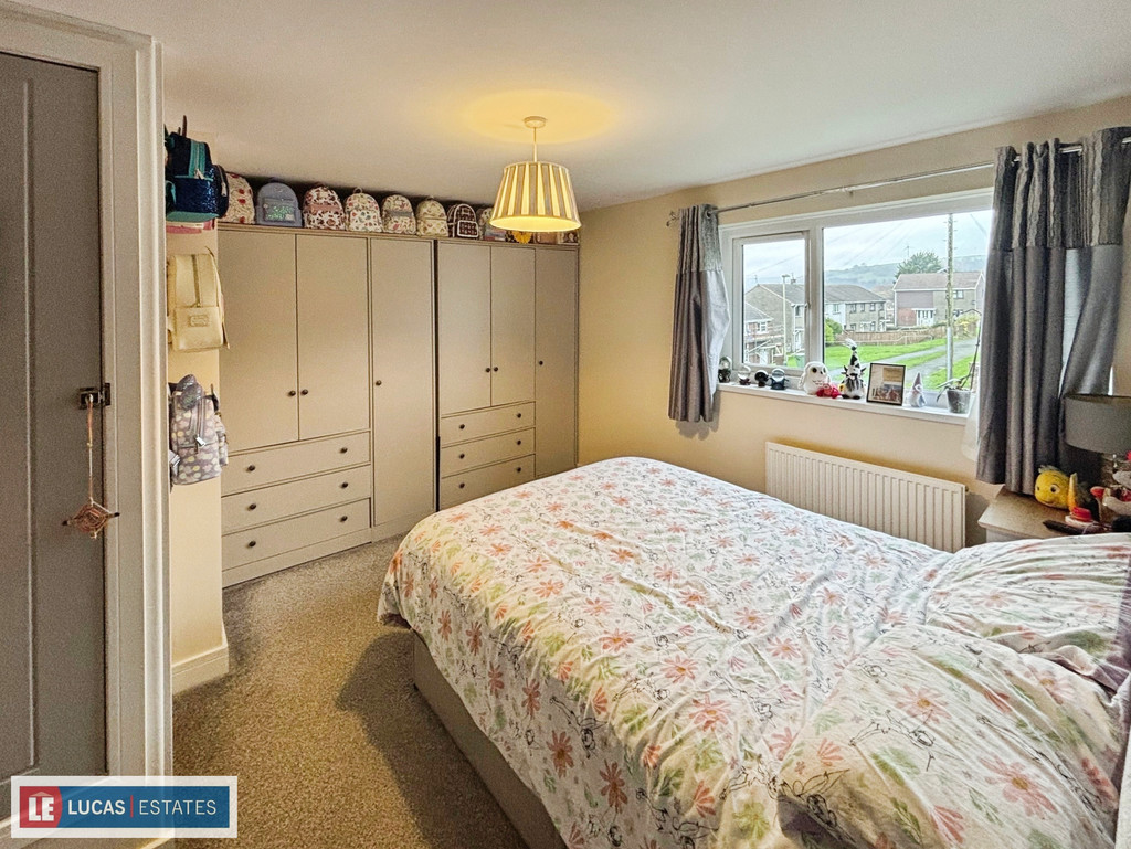 3 bed terraced house for sale in Ty Llwyd Walk, Aberbargoed  - Property Image 12