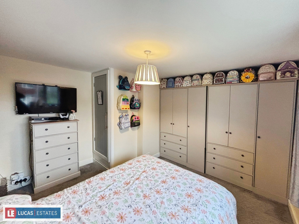 3 bed terraced house for sale in Ty Llwyd Walk, Aberbargoed  - Property Image 13
