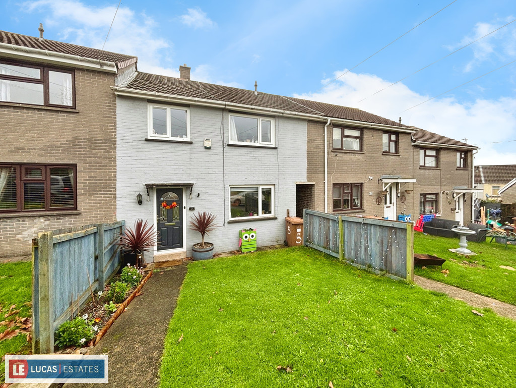 3 bed terraced house for sale in Ty Llwyd Walk, Aberbargoed  - Property Image 27
