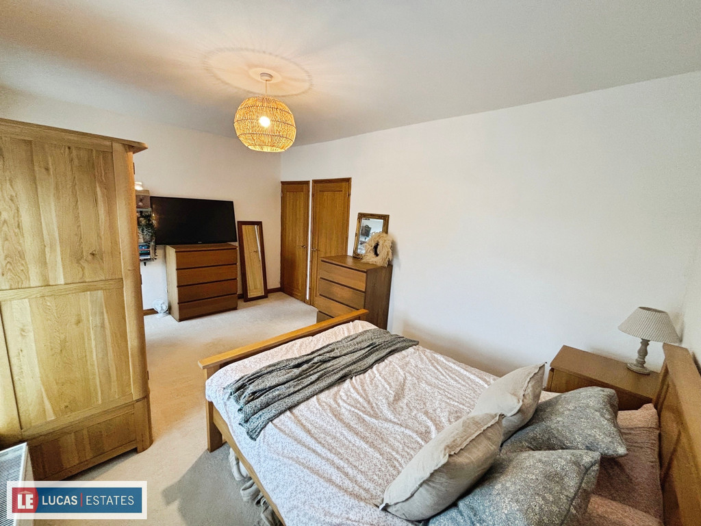 3 bed semi-detached house for sale in Lewis Street, Ystrad Mynach  - Property Image 19