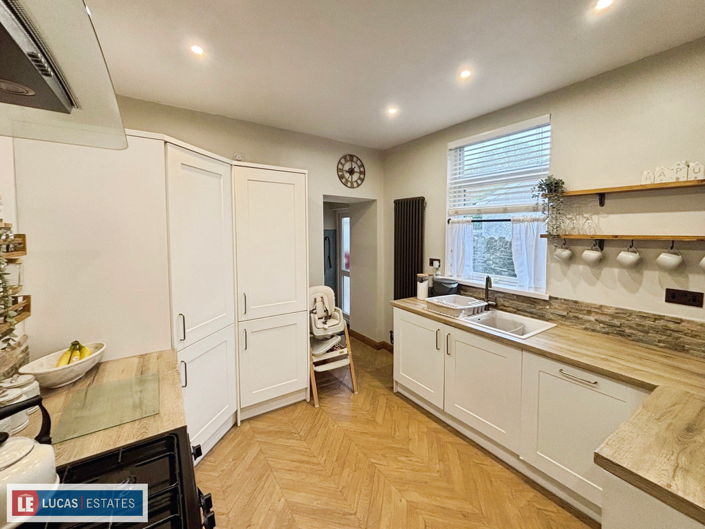 3 bed semi-detached house for sale in Lewis Street, Ystrad Mynach  - Property Image 9