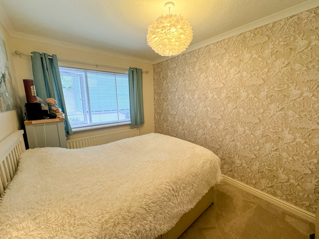 4 bed detached bungalow for sale in Woodfieldside, Blackwood  - Property Image 9
