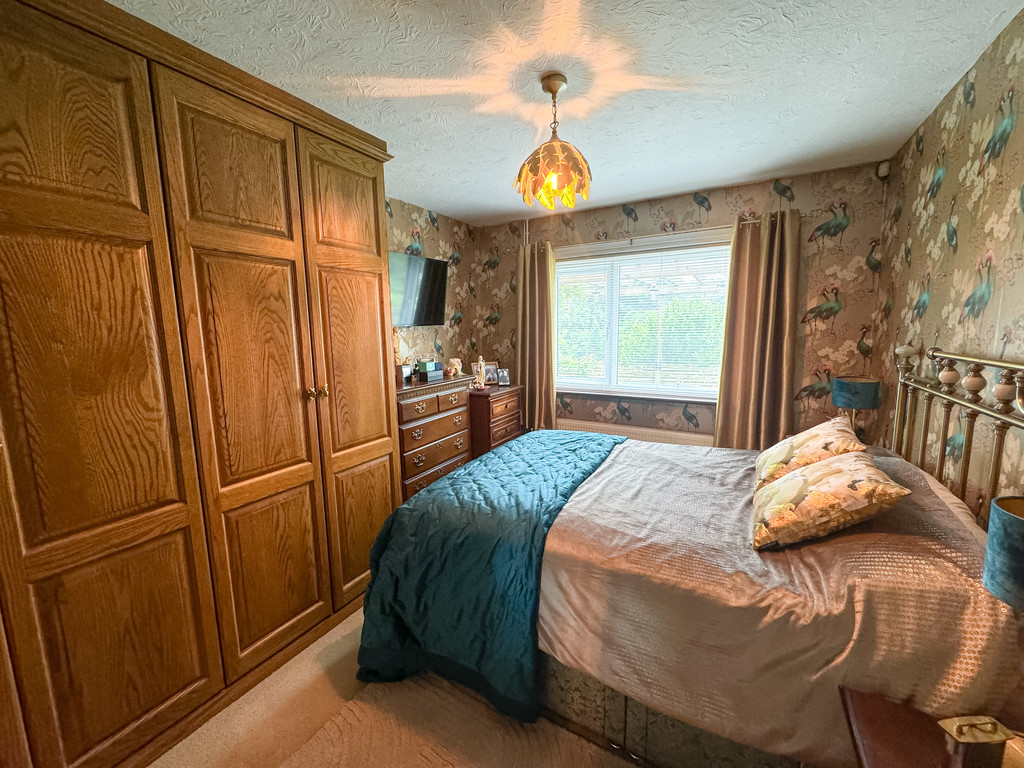 4 bed detached bungalow for sale in Woodfieldside, Blackwood  - Property Image 10
