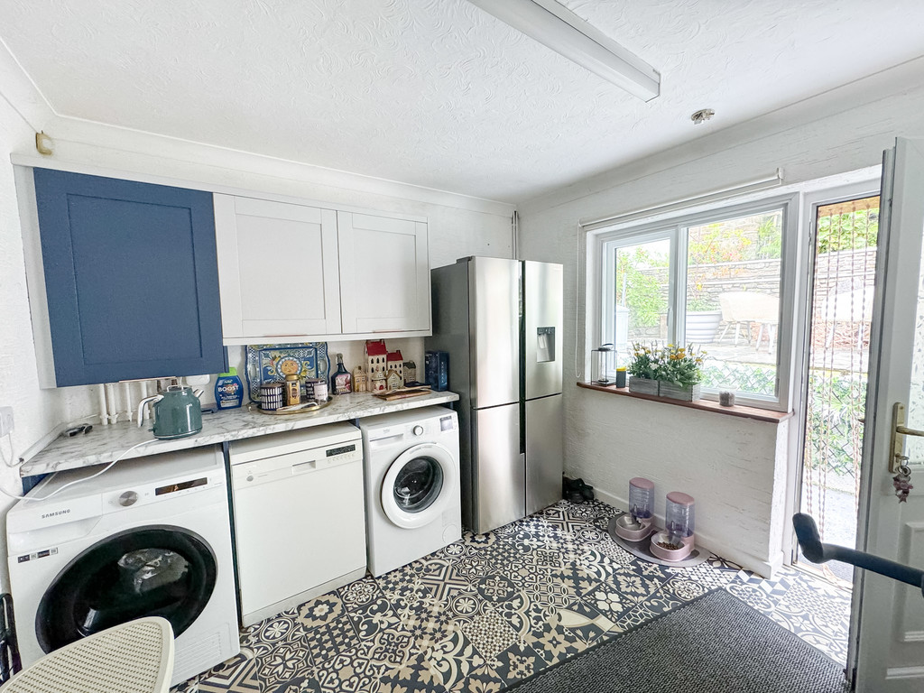 4 bed detached bungalow for sale in Woodfieldside, Blackwood  - Property Image 19