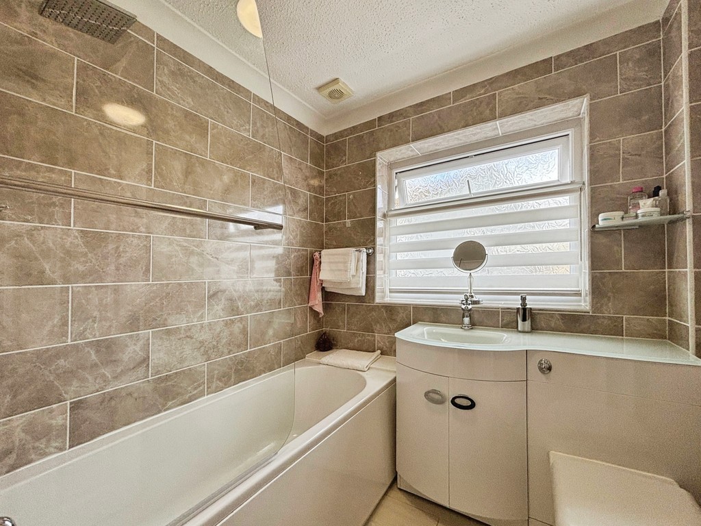 2 bed semi-detached bungalow for sale in Hadrians Close, Gelligaer, Hengoed  - Property Image 5