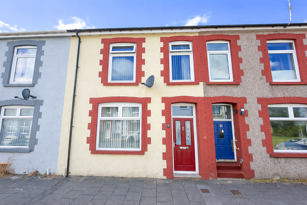 3 bed terraced house for sale in Edward Street, Ystrad Mynach, Hengoed - Property Image 1