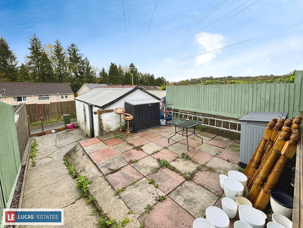 3 bed terraced house for sale in Gelligroes Road, Pontllanfraith, Blackwood  - Property Image 25