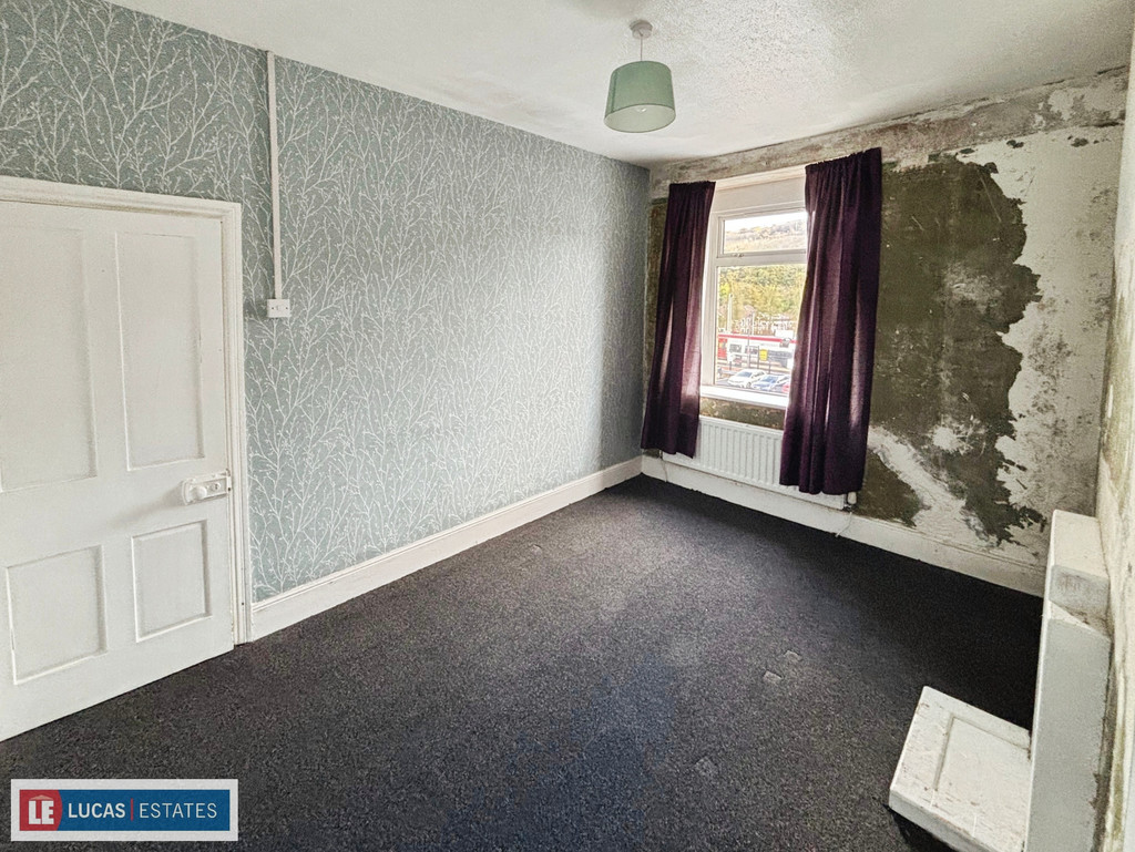 3 bed terraced house for sale in High Street, Newbridge, Newport  - Property Image 17