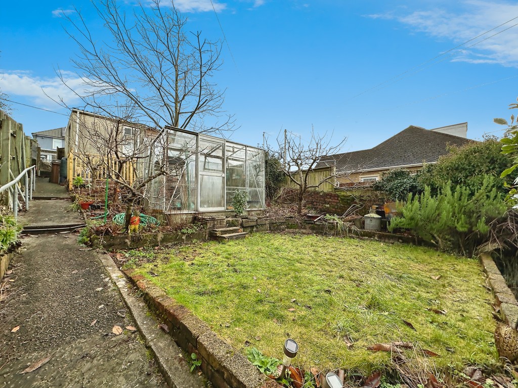 4 bed semi-detached house for sale in Main Road, Maesycwmmer, Hengoed - Property Image 16