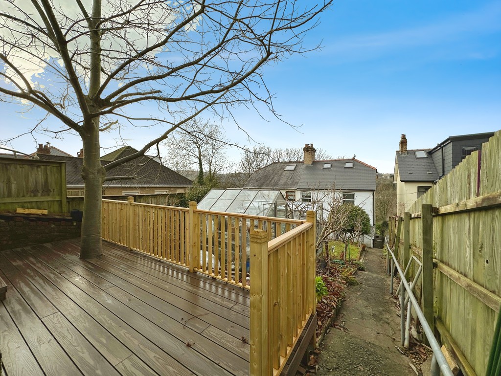 4 bed semi-detached house for sale in Main Road, Maesycwmmer, Hengoed - Property Image 15
