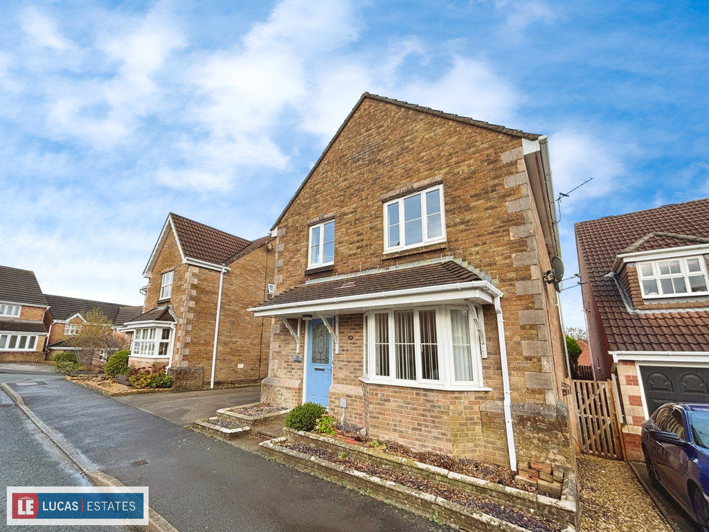4 bed detached house for sale in Rhodfa Glascoed, Blackwood  - Property Image 30