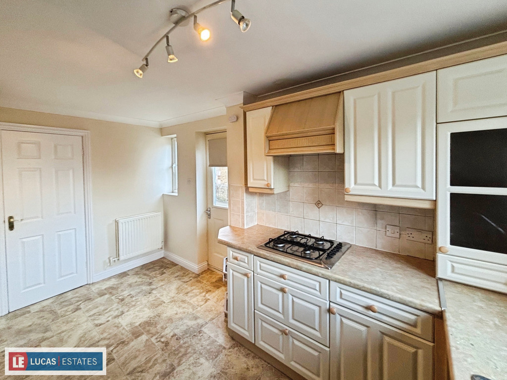 4 bed detached house for sale in Rhodfa Glascoed, Blackwood  - Property Image 12