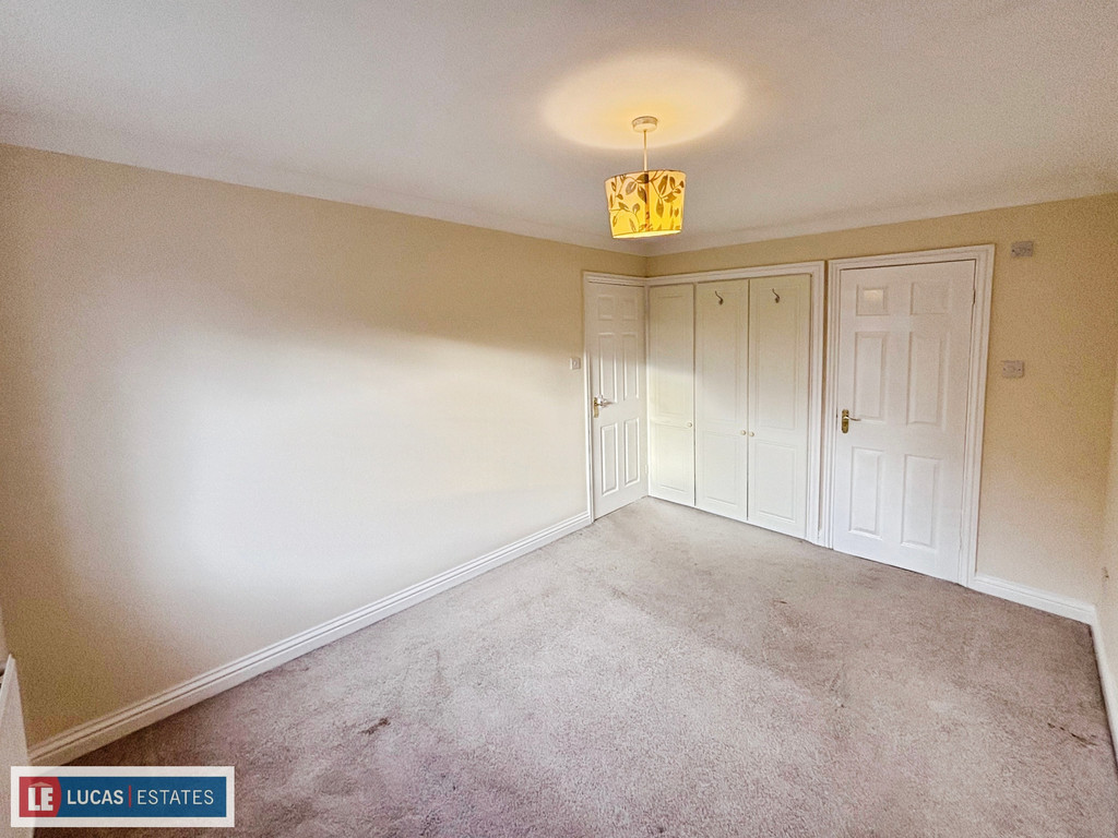 4 bed detached house for sale in Rhodfa Glascoed, Blackwood  - Property Image 15