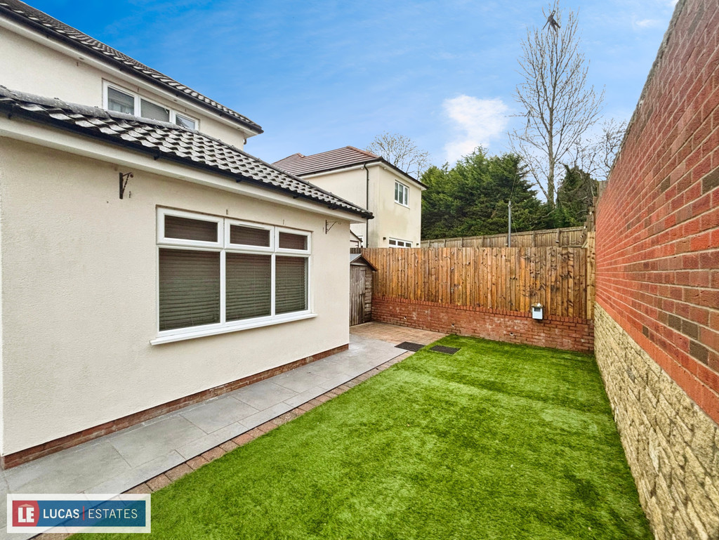 4 bed detached house for sale in Trem-y-ffynnon The Rise, Pengam - Property Image 22
