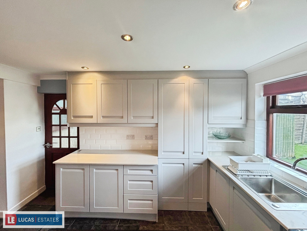 3 bed semi-detached house for sale in Tredomen Terrace, Ystrad Mynach, Hengoed  - Property Image 10