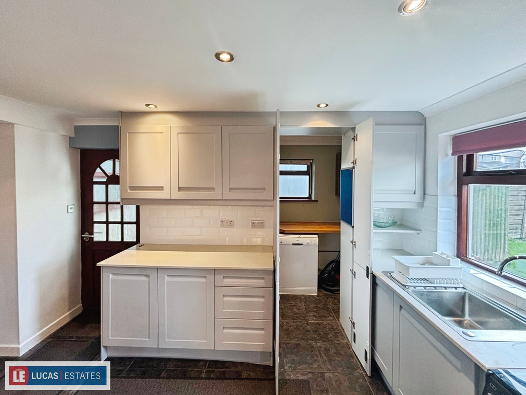3 bed semi-detached house for sale in Tredomen Terrace, Ystrad Mynach, Hengoed  - Property Image 11