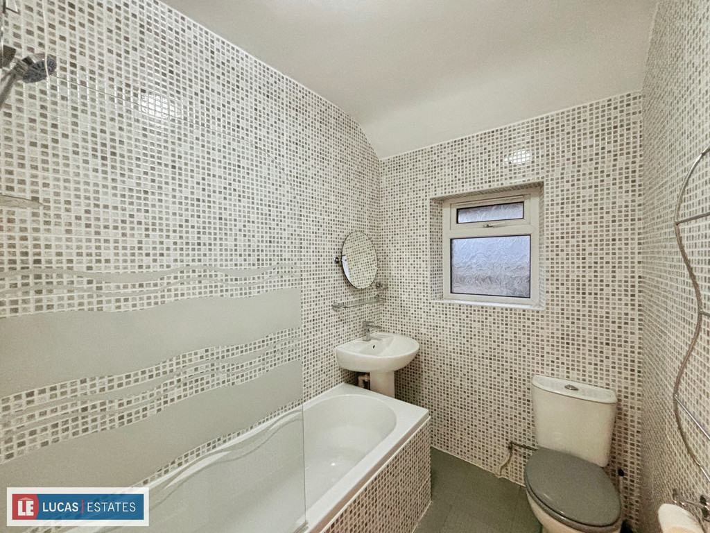 3 bed semi-detached house for sale in Woodfield Terrace, Tir-y-berth, Hengoed  - Property Image 18