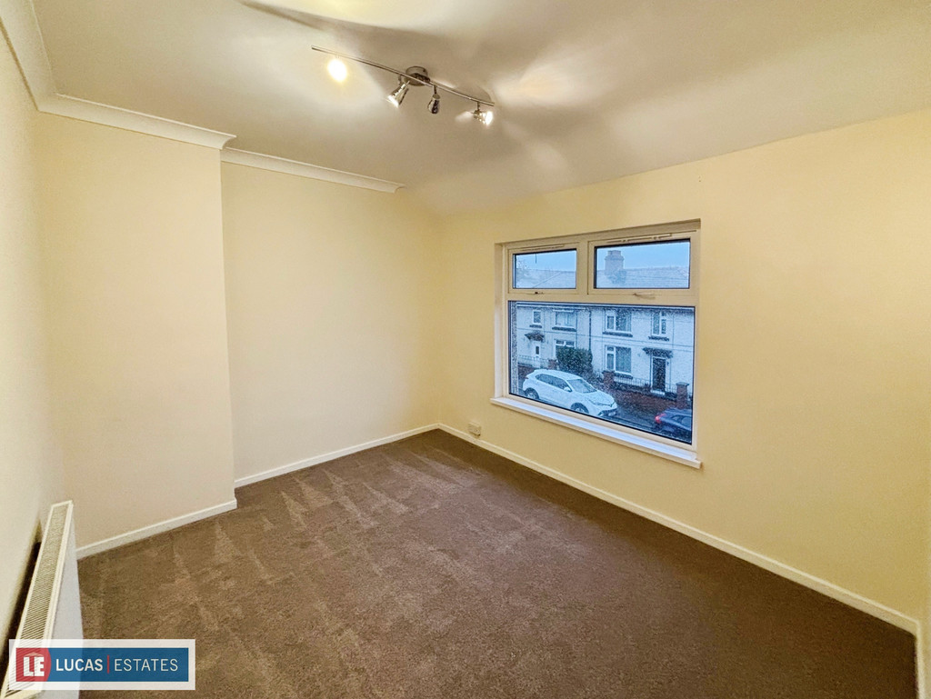 3 bed semi-detached house for sale in Woodfield Terrace, Tir-y-berth, Hengoed  - Property Image 13