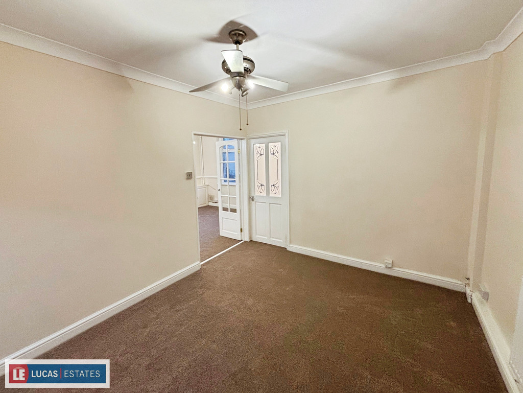 3 bed semi-detached house for sale in Woodfield Terrace, Tir-y-berth, Hengoed  - Property Image 8