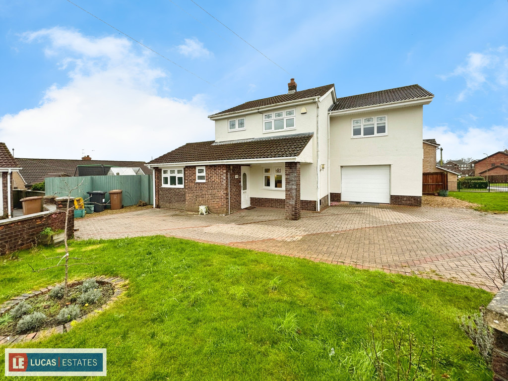 4 bed detached house for sale in Beaumaris Way, Grove Park, Blackwood  - Property Image 26