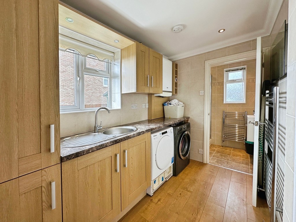 4 bed detached house for sale in Beaumaris Way, Grove Park, Blackwood  - Property Image 11