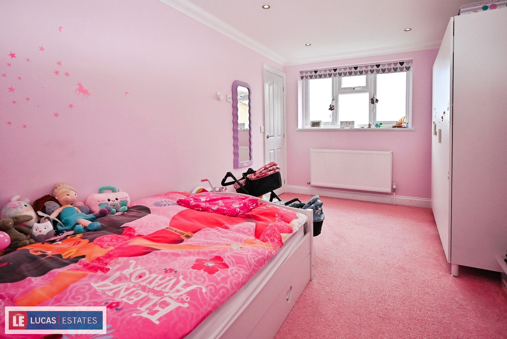 4 bed detached house for sale in Beaumaris Way, Grove Park, Blackwood  - Property Image 17