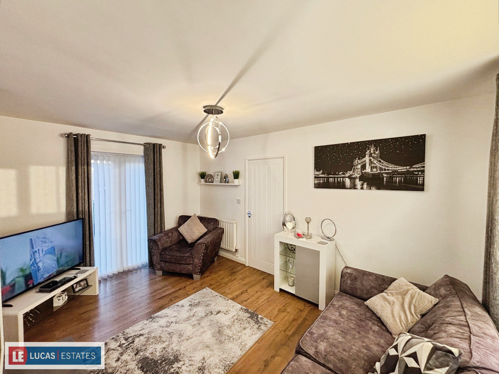 3 bed semi-detached house for sale in Sannan Street, Aberbargoed, CF81  - Property Image 5