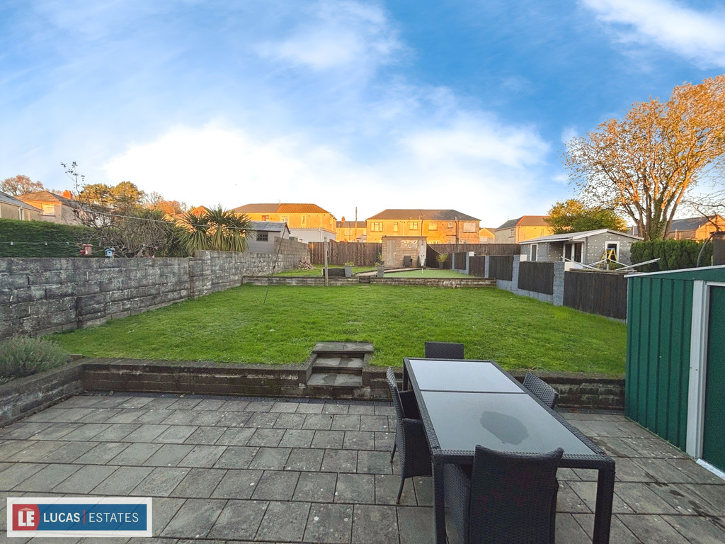 3 bed semi-detached house for sale in Sannan Street, Aberbargoed, CF81  - Property Image 17