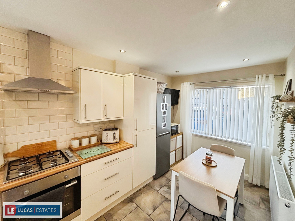 3 bed semi-detached house for sale in Sannan Street, Aberbargoed, CF81  - Property Image 8