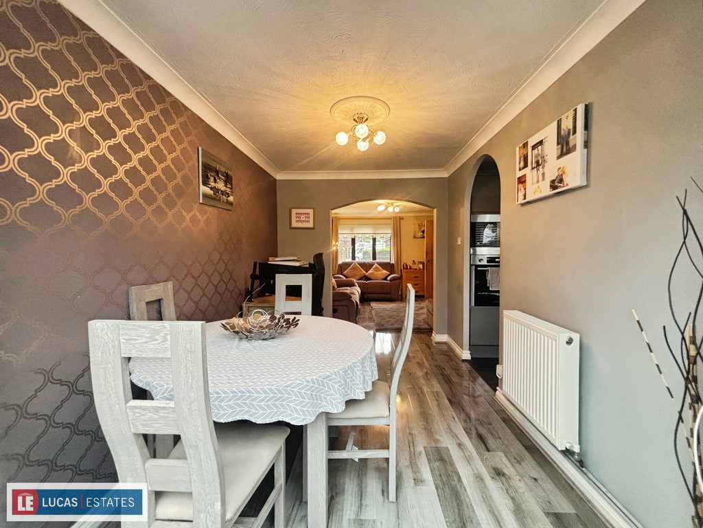 4 bed detached house for sale in Bryn Awelon, Penpedairheol  - Property Image 9