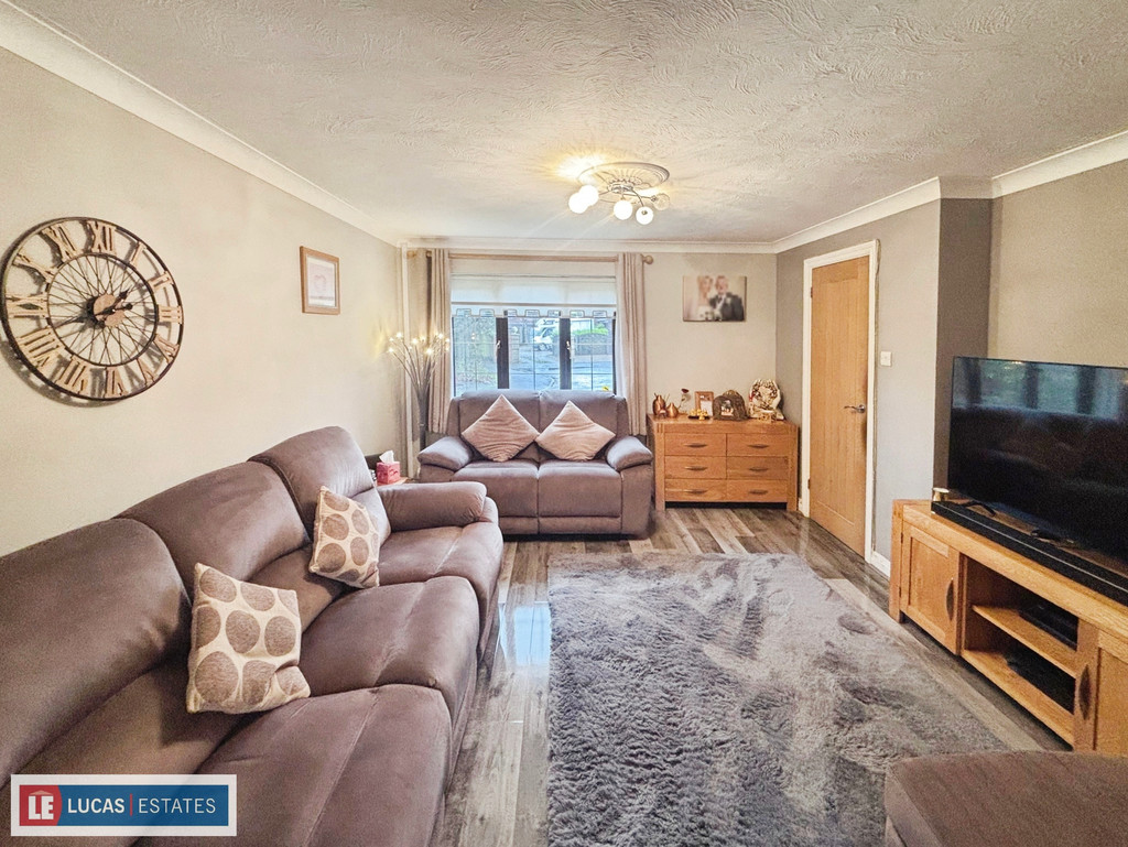 4 bed detached house for sale in Bryn Awelon, Penpedairheol  - Property Image 2
